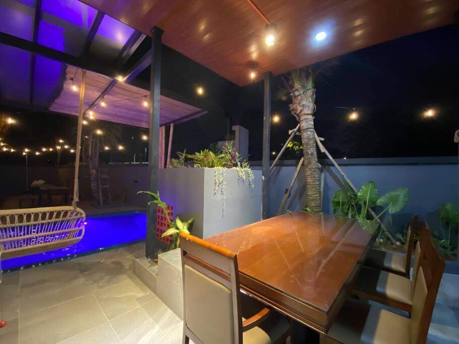 The Riimbun . Private Pool . Bbq . Karaoke Holiday home *